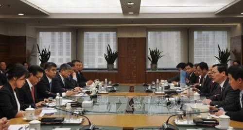 В рамках официального визита генсека ЦК КПВ в Китай прошёл ряд двусторонних встреч - ảnh 1